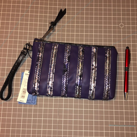New Purple wristlet - Picture 1 of 5